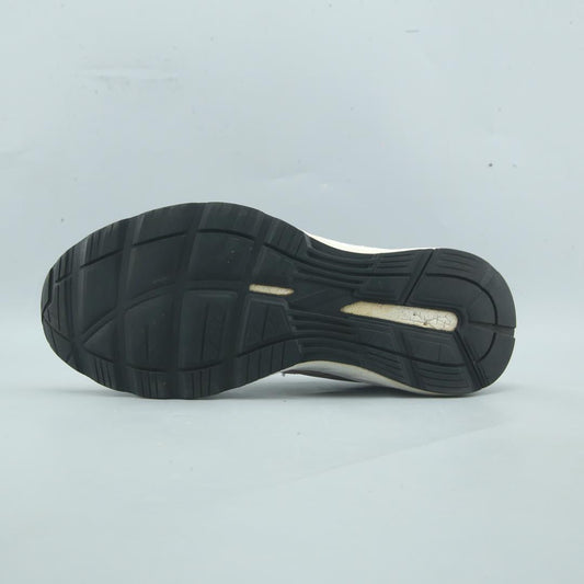 ASICS  GEL-SILEO 3