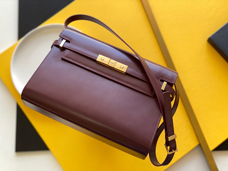 Amelia - YSL Bag - 3742