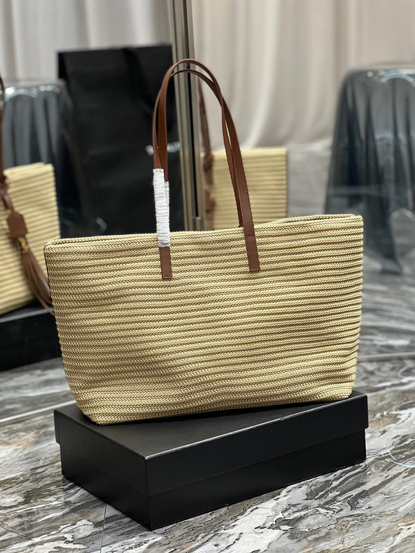 Amelia - YSL Bag - 3700