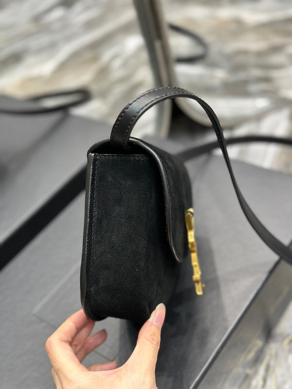 Amelia - YSL Bag - 4208
