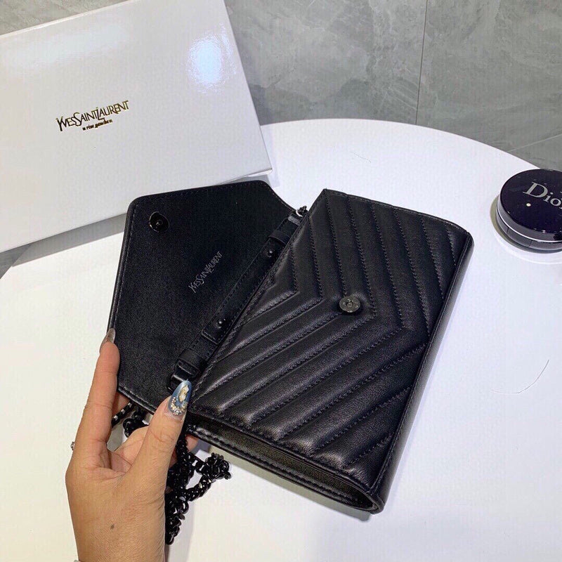 Amelia - YSL Bag - 3585