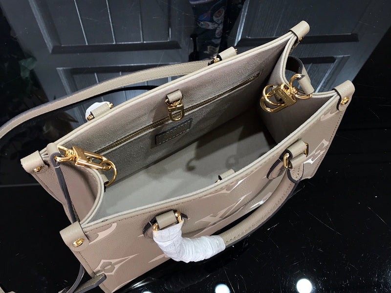 Fan Fashion Lu-Vi bags - 17630