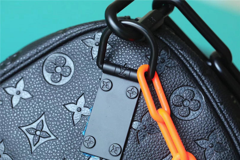 Fan Fashion Lu-Vi bags - 17386