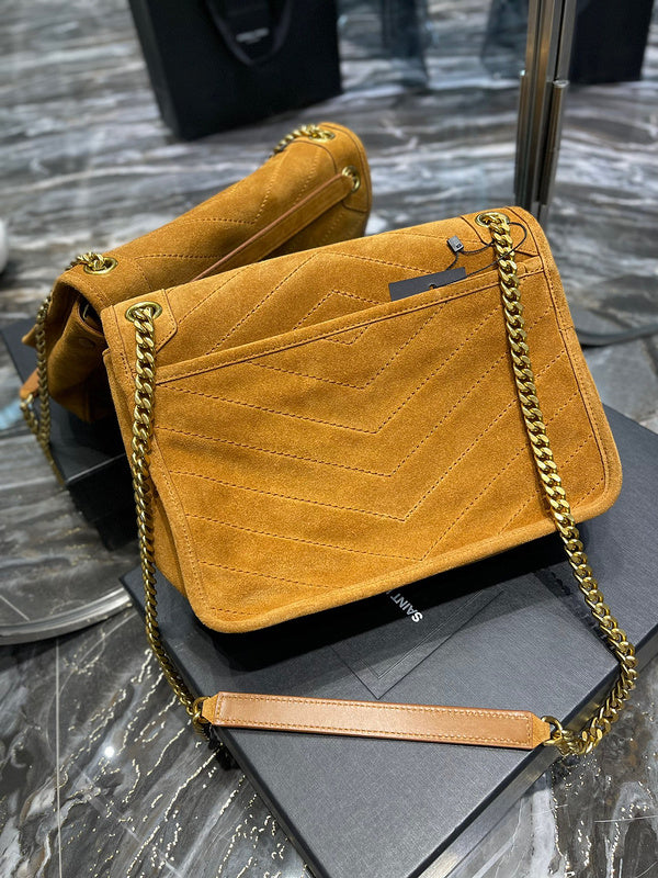 Amelia - YSL Bag - 3900