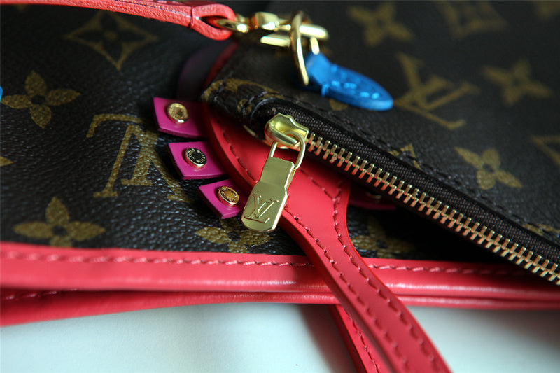 Fan Fashion Lu-Vi bags - 8069