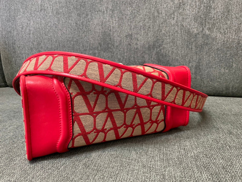 Amelia's Bag Gallery - VEL Bags - 396