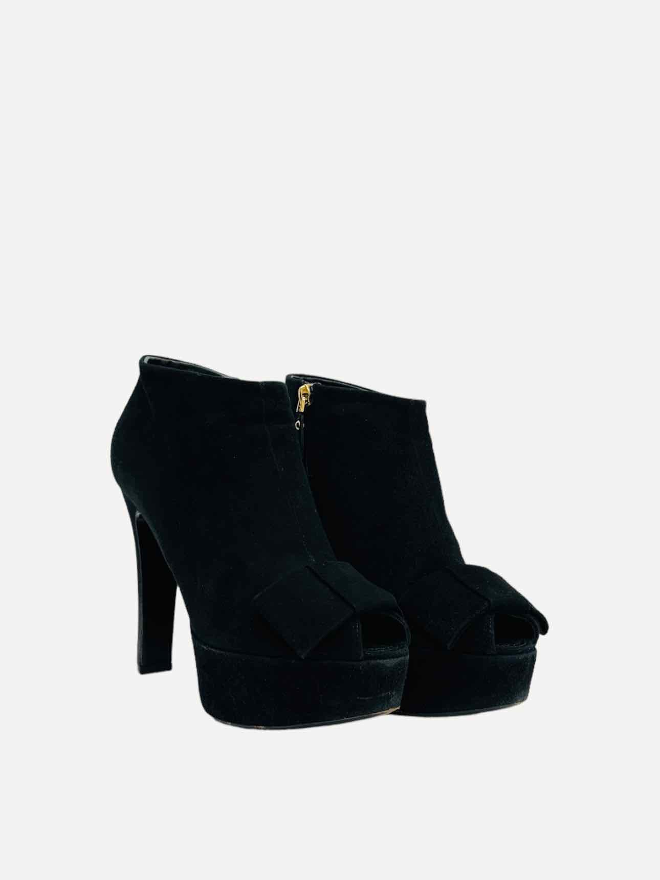 LOUIS VUITTON Peep Toe Black Size EU 38 Booties