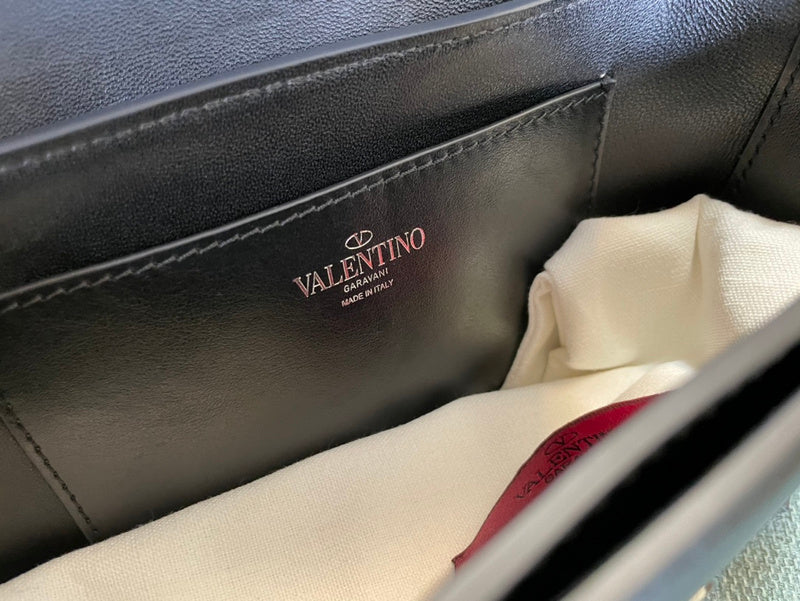 Amelia's Bag Gallery - VEL Bags - 102