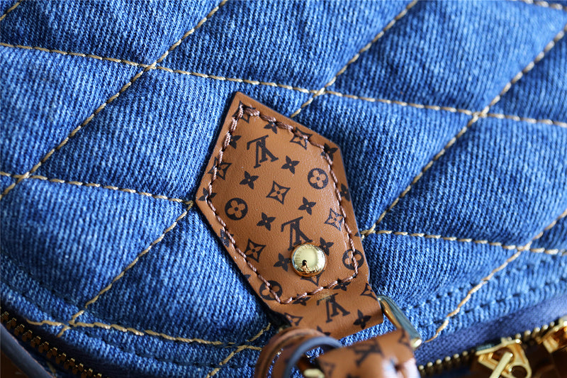 Fan Fashion Lu-Vi bags - 8251