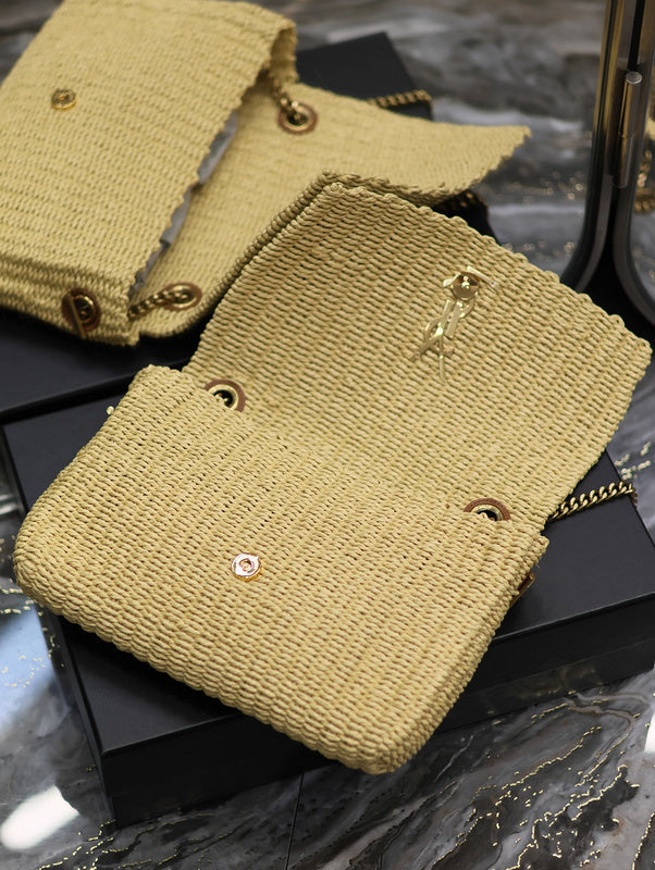 Amelia - YSL Bag - 1828