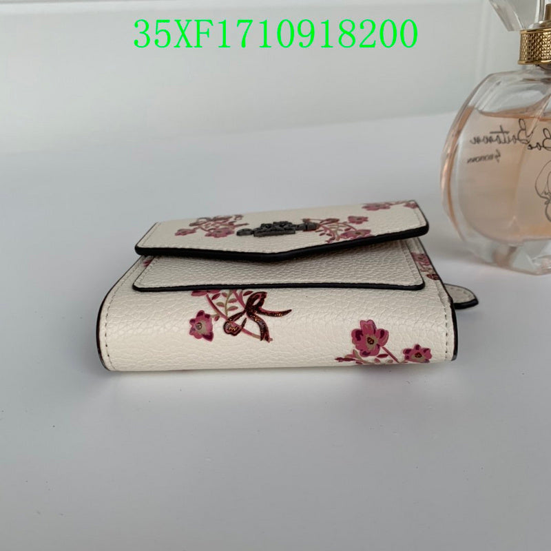 Amelia - CAH Wallet - 090