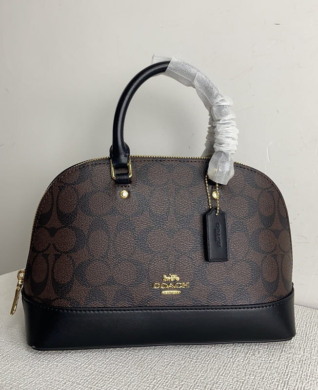 Amelia-i CAH Bags - 333