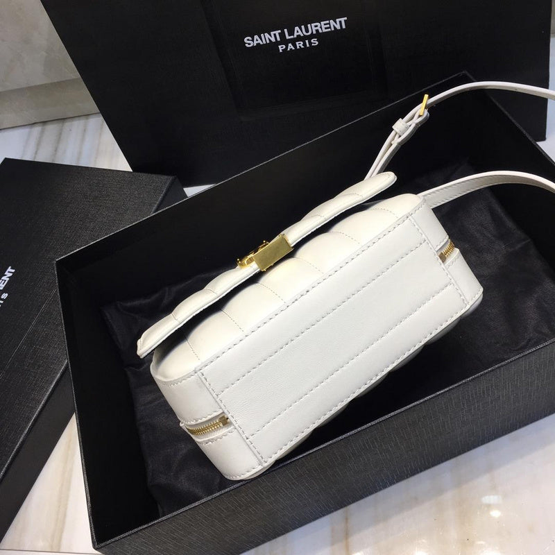 Amelia - YSL Bag - 2673