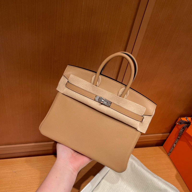 Amelia - HMS Bags - 1737