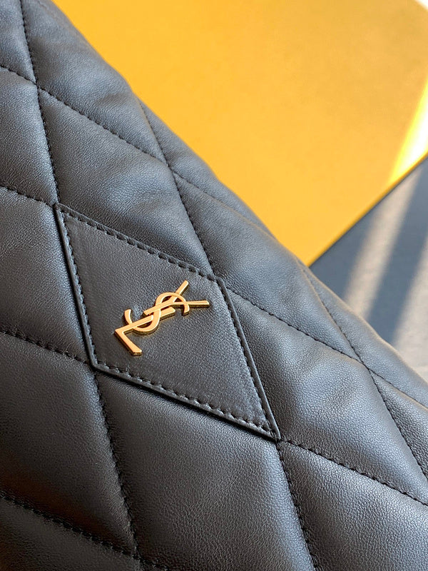 Amelia - YSL Bag - 3707