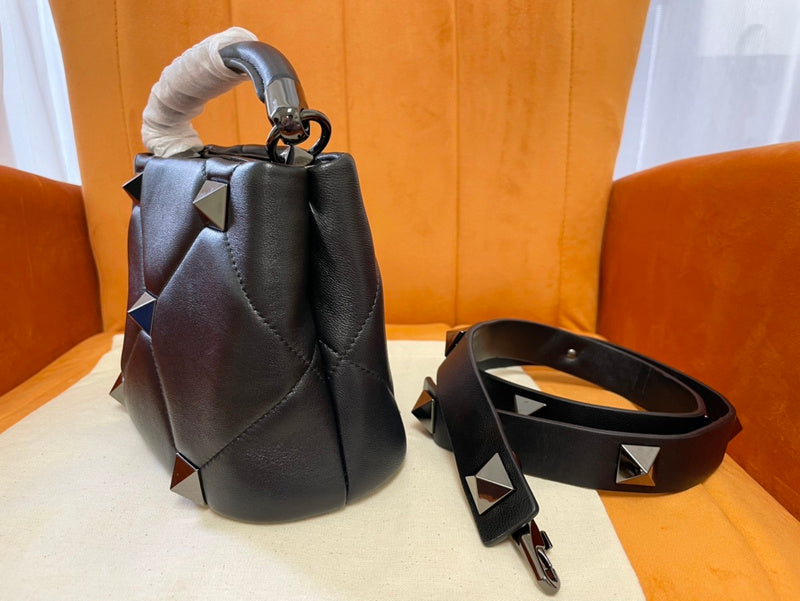 VAL LUXURY BAGS - FOR FASHION LOVERS  AFFORDABLE LUXURY BAGS- 1523