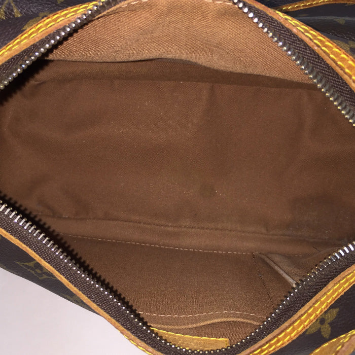 Louis Vuitton Tikal GM Monogram Shoulder Bag