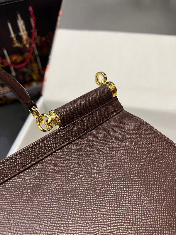 Amelia- DG Bags - 375