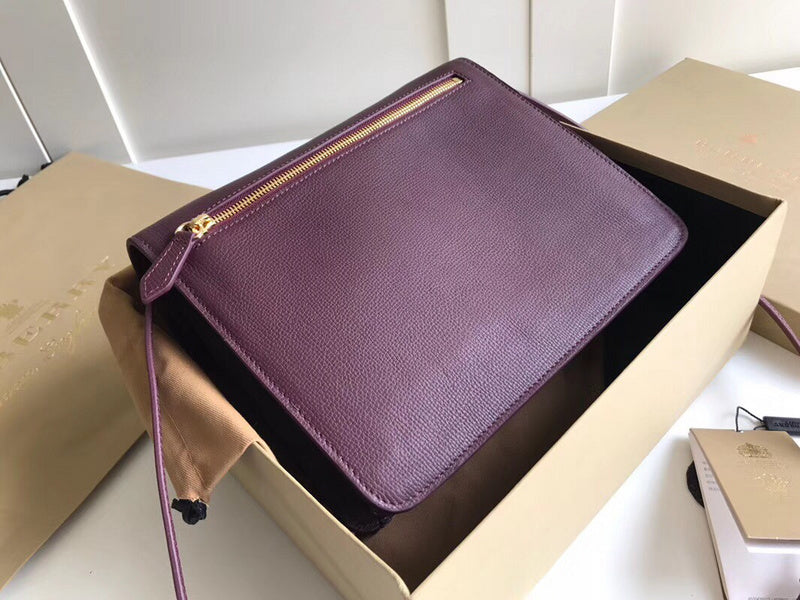 Burberry Bags - Bagsattire   309