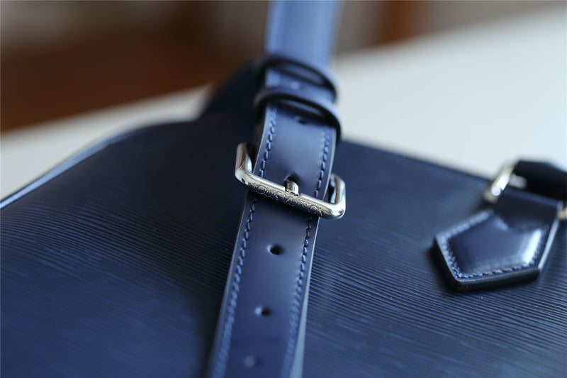 Fan Fashion Lu-Vi bags - 9871