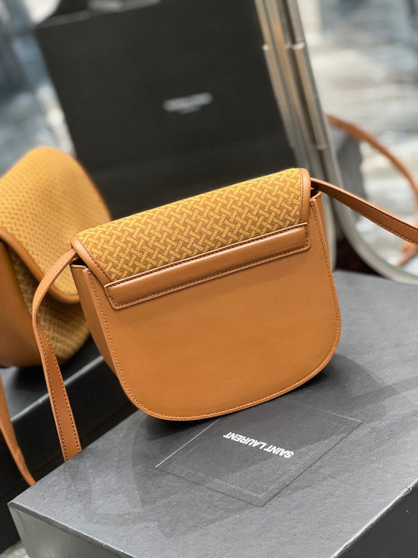 Amelia - YSL Bag - 4163
