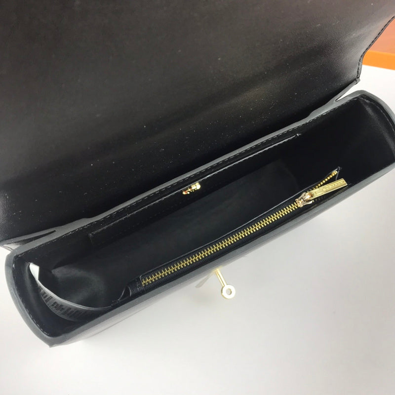 Amelia's Bag Gallery - VAR Bags - 243