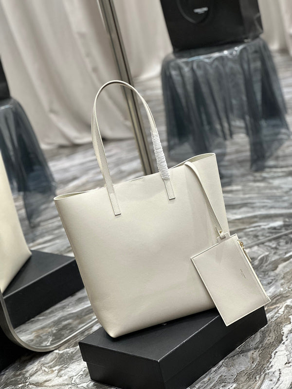 Amelia - YSL Bag - 3951