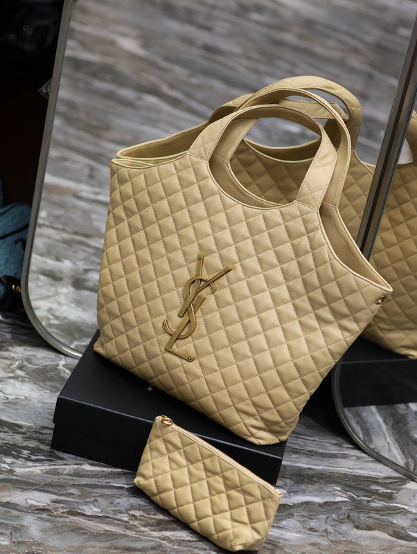 Amelia - YSL Bag - 2094