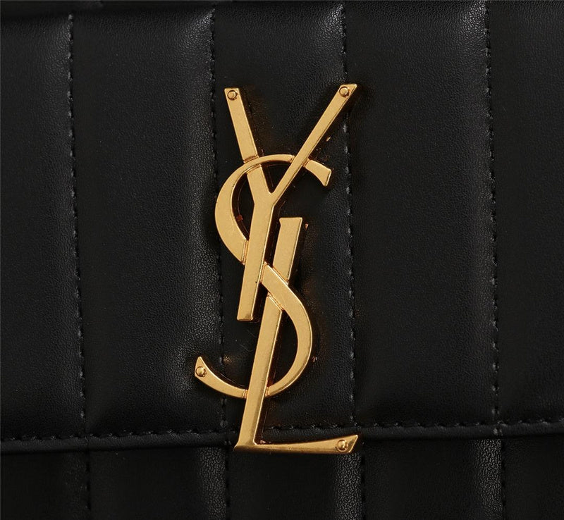 Amelia - YSL Bag - 2858