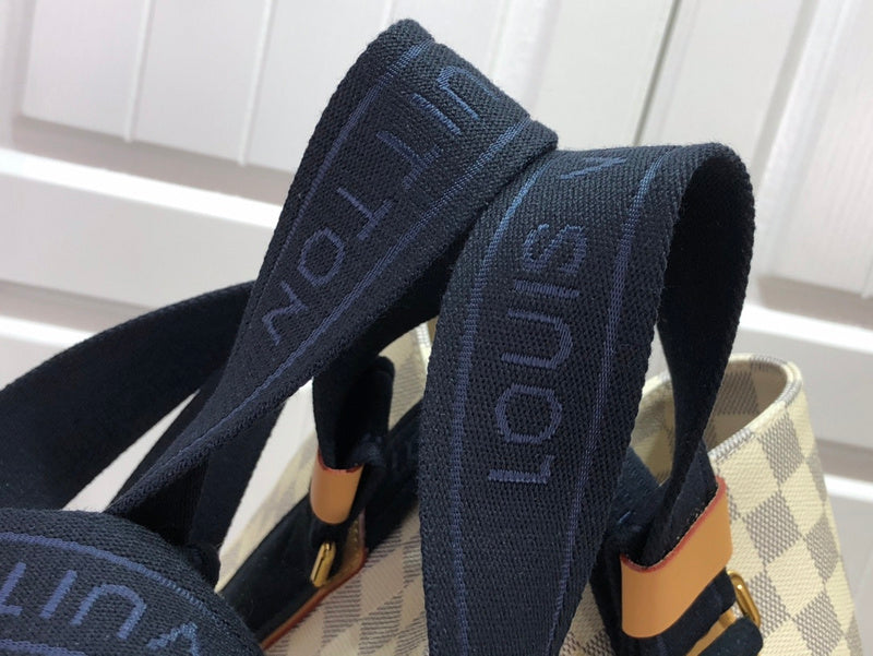Fan Fashion Lu-Vi bags - 17361