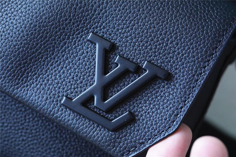 Fan Fashion Lu-Vi bags - 9934