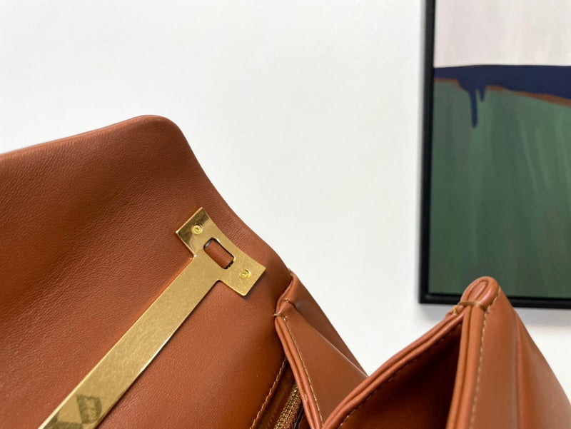 VAL LUXURY BAGS - FOR FASHION LOVERS  AFFORDABLE LUXURY BAGS- 742