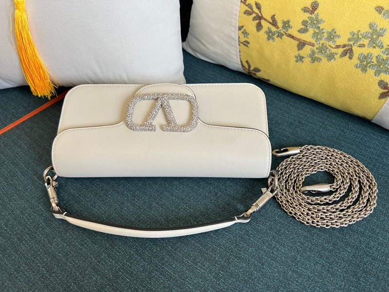 VAL LUXURY BAGS - FOR FASHION LOVERS  AFFORDABLE LUXURY BAGS- 1132
