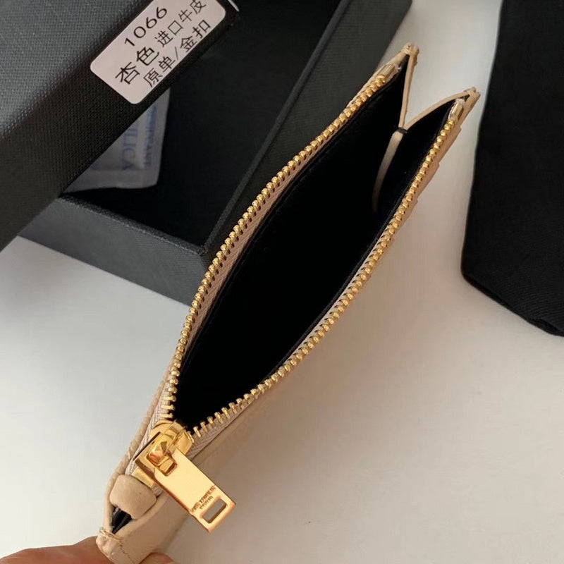 Amelia - YSL Bag - 2425