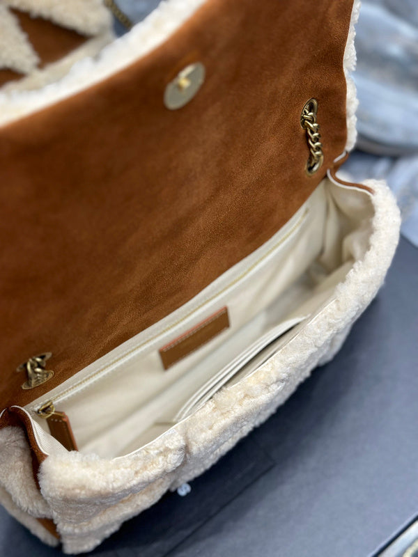 Amelia - YSL Bag - 3926