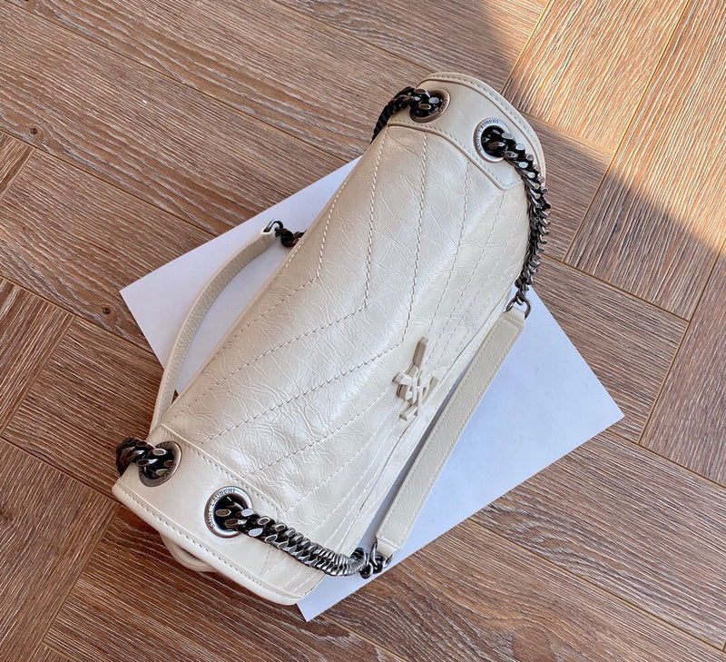 Amelia - YSL Bag - 3731