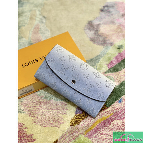Amelia-LAON - All Wallets - 031