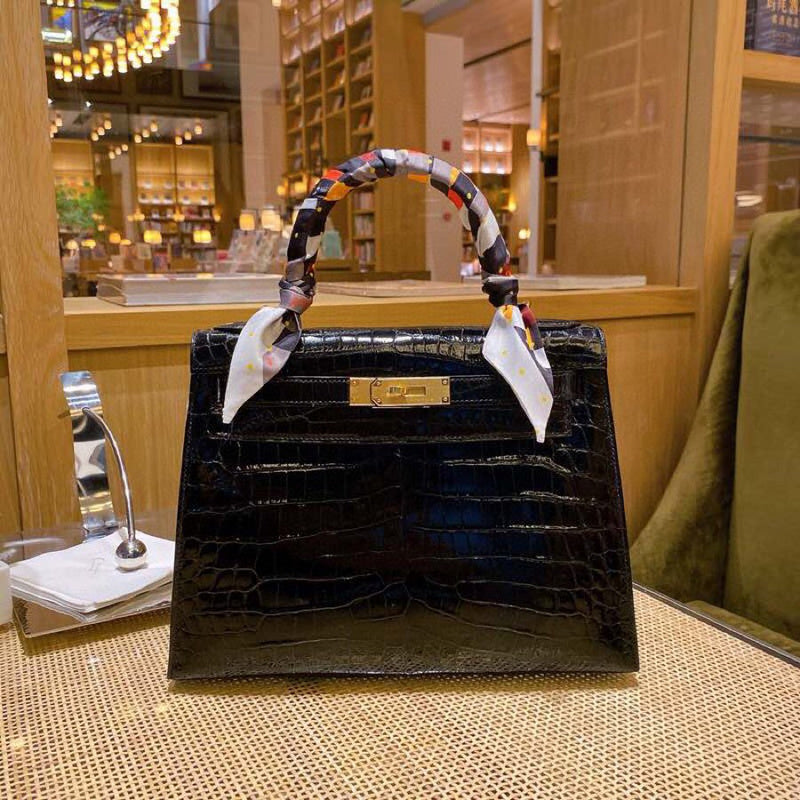 Amelia - HMS Bags - 1609