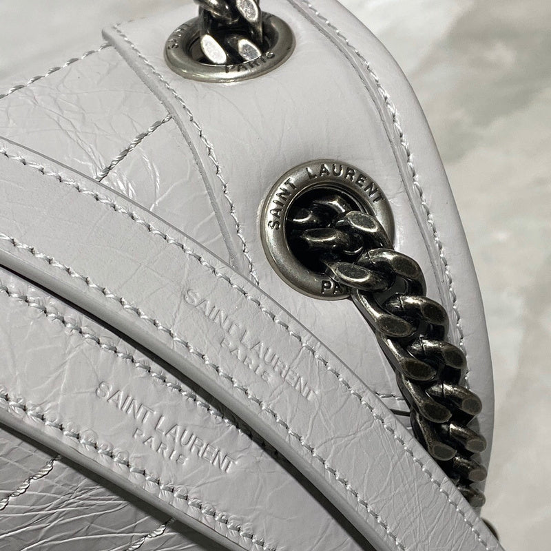 Amelia - YSL Bag - 4050