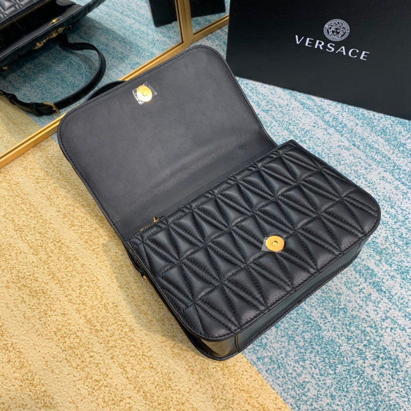Amelia's Bag Gallery - VAR Bags - 360