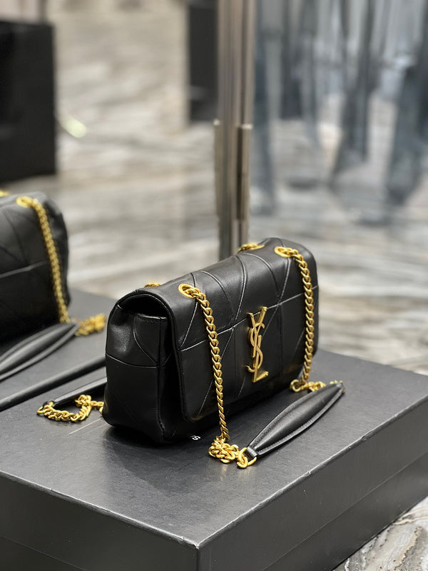 Amelia - YSL Bag - 4216