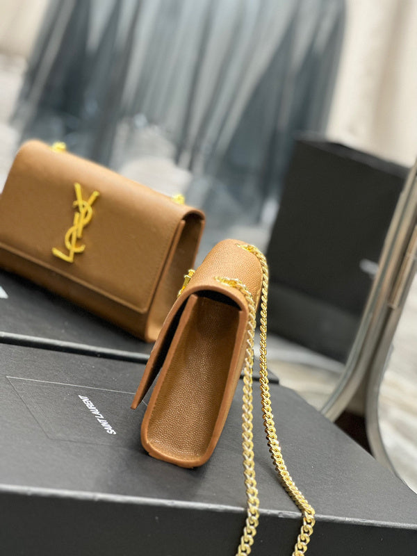 Amelia - YSL Bag - 1952