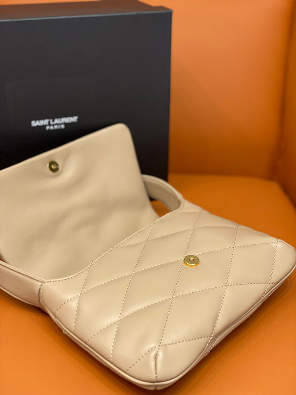 Amelia - YSL Bag - 2068