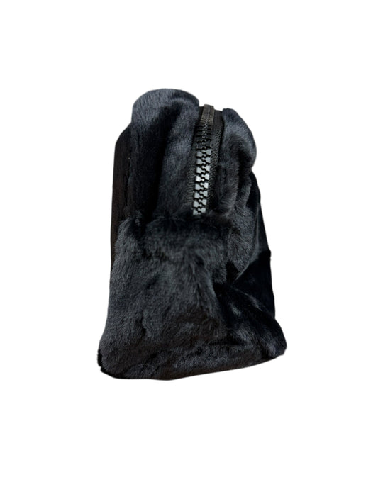 Chanel Beauty Soft Black Zip Cosmetic Pouch