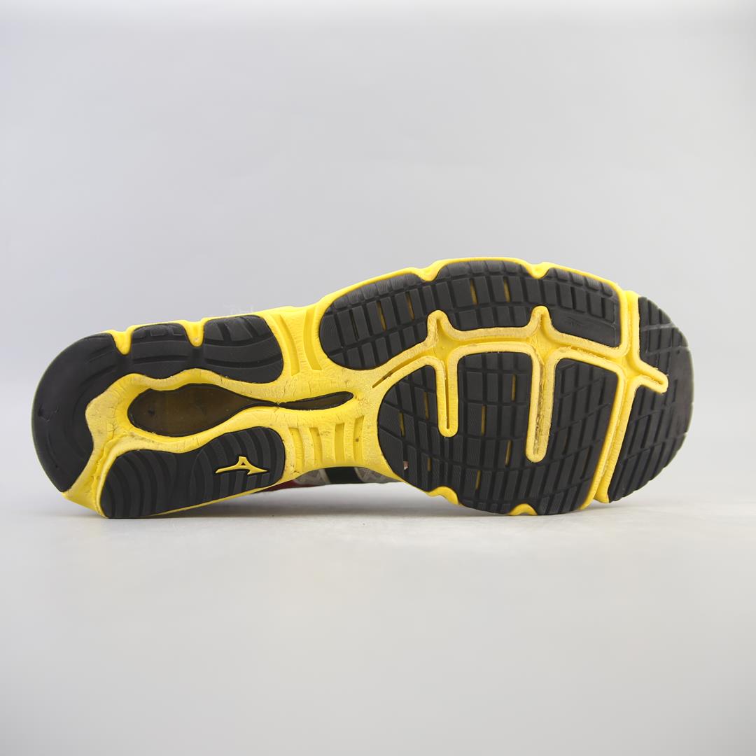 MIZUNO  WAVE HITOGAMI