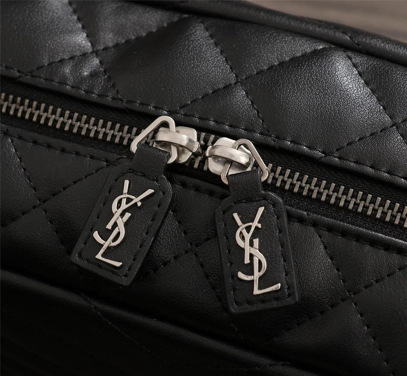 Amelia - YSL Bag - 2881