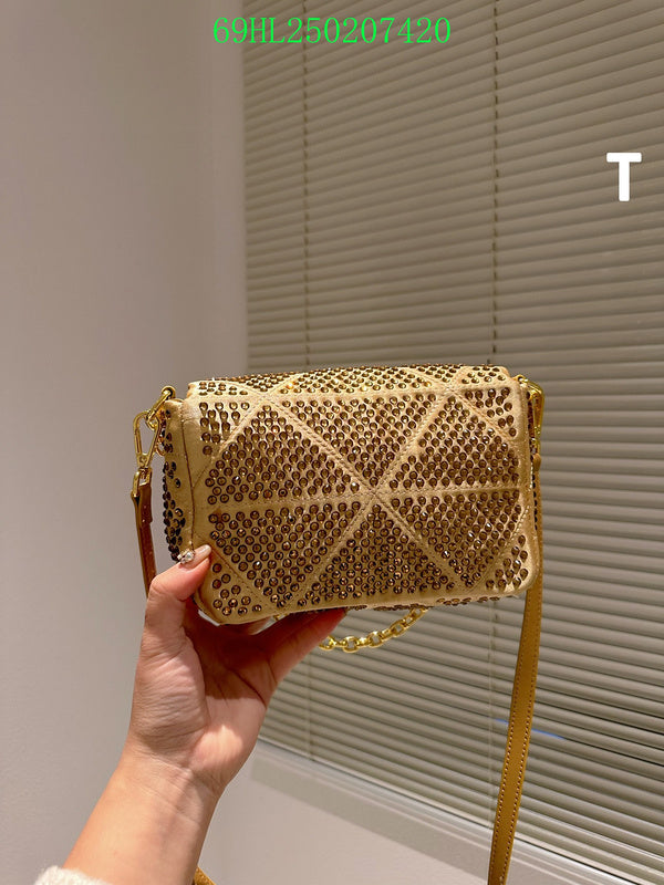 Prada Bags - The Barnes Bags  565