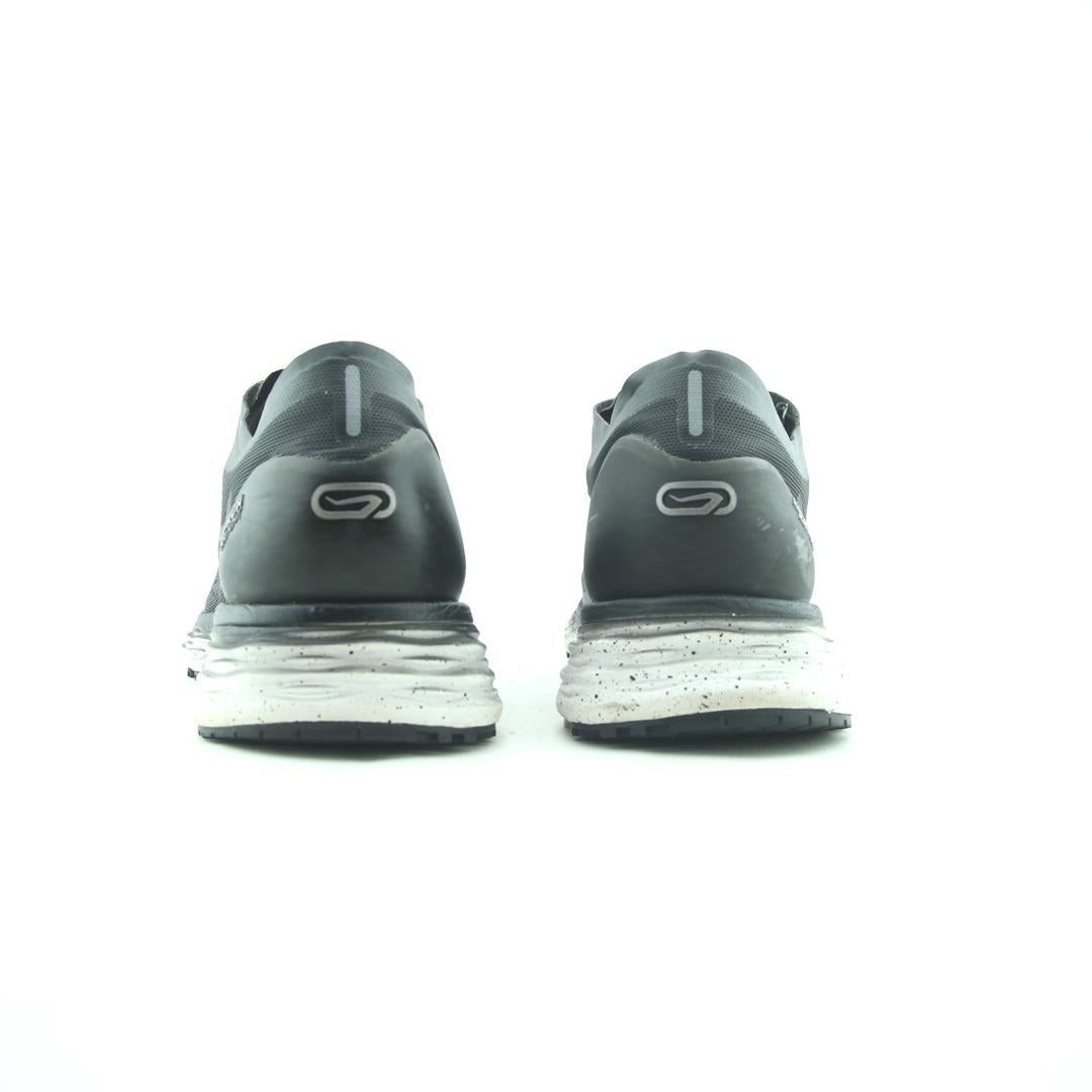 KALENJI KIPRUN BY DECATHLON