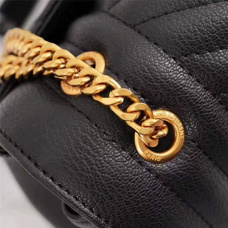 Amelia - YSL Bag - 2823