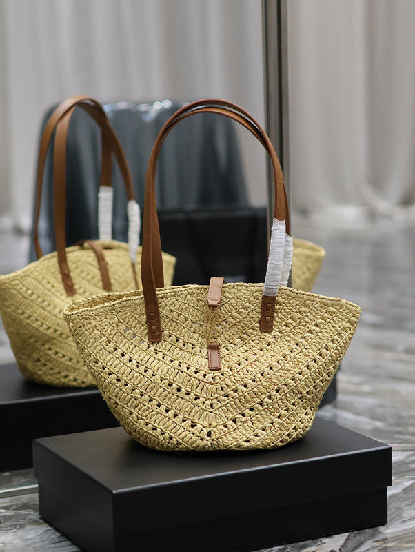 Amelia - YSL Bag - 1822